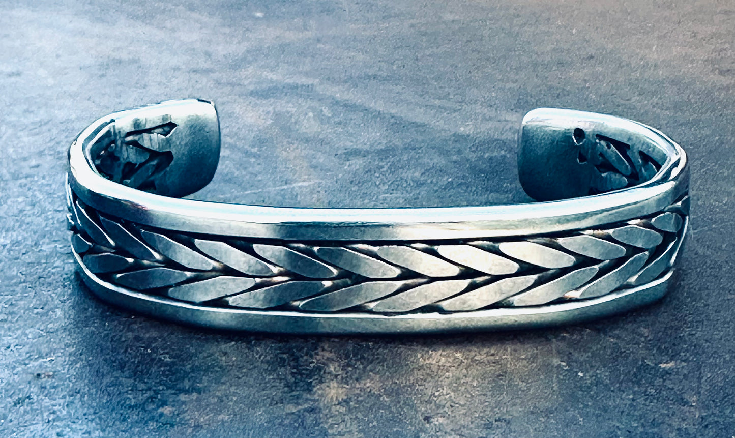 Stainless cuff (thick)